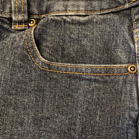 SOFT! Gently worn, straight-leg, cuffed Randolph Duke SPIRITED Jeans! Size 12 - Picture 11 of 13